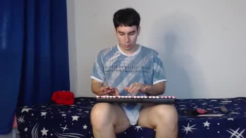 Snapshot of max_snow1616 chatting on 02.25.26 max_snow1616 online show from 02.25.26