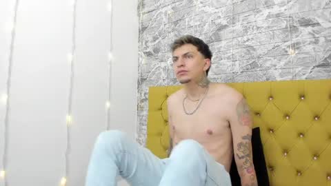 Snapshot of max_sstteel chatting on 04.15.26 max_sstteel online show from 04.15.26