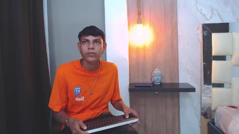 max online show from 09.10.25