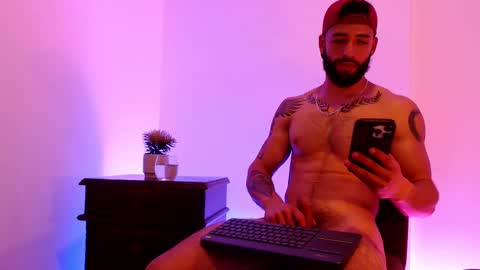 max_xl_ online show from 02.20.25