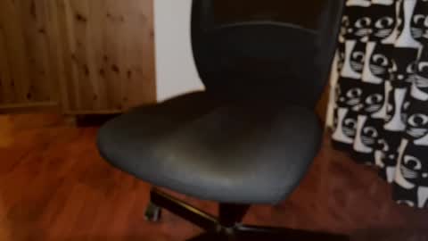 Snapshot of maxbwd chatting on 12.23.24 BigDickDevil online show from 12.23.24