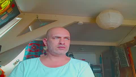 Snapshot of maxhardcore77 chatting on 06.17.26 maxhardcore77 online show from 06.17.26