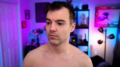 Max Hughes online show from 11.23.25