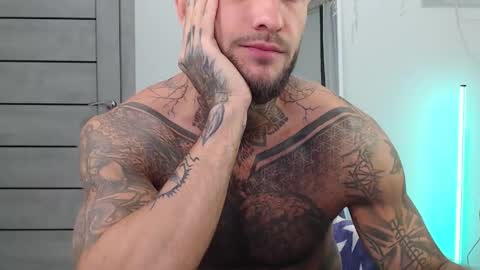 Snapshot of maxi_foxxx chatting on 09.15.25 Maximus Fox online show from 09.15.25
