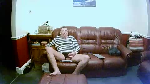 MAX online show from 01.06.25