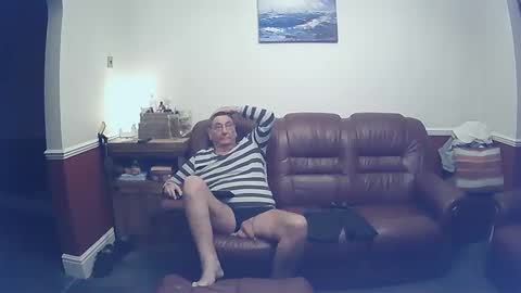 MAX online show from 01.07.25