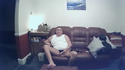 MAX online show from 03.05.25