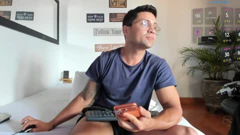 MAXI      online show from 04.06.26