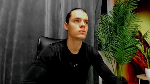 Snapshot of maxi_styles chatting on 03.10.26 Alex online show from 03.10.26