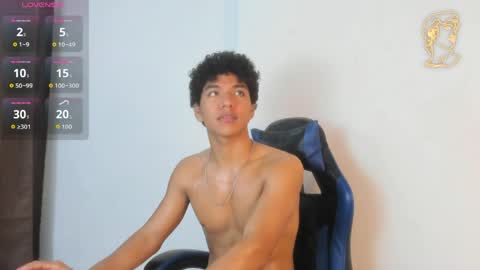 Snapshot of maximiliano_kh4lil chatting on 05.30.26 Maximiliano online show from 05.30.26