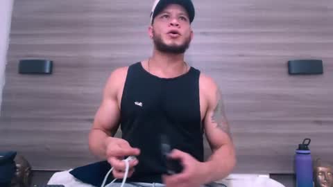 Snapshot of maximiliano_stronge chatting on 06.29.26 Maximiliano online show from 06.29.26