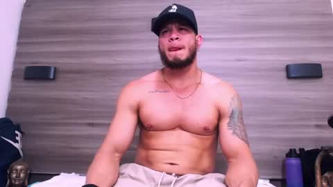 Snapshot of maximiliano_stronge chatting on 07.11.26 Maximiliano online show from 07.11.26