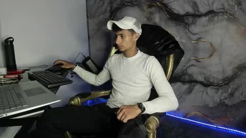 Maximo online show from 10.24.25