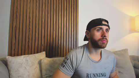 Maximo Wolf online show from 03.30.26