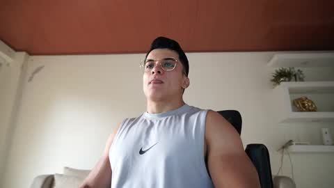 Sebastian online show from 03.12.26