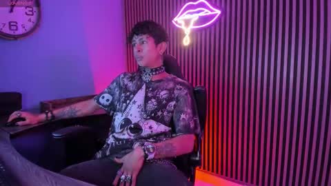 Snapshot of maximoking26 chatting on 02.17.26 MAXIMO online show from 02.17.26