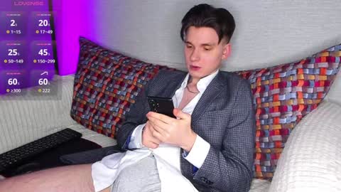 Max online show from 01.30.25