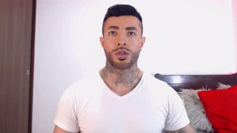 Independent Model online show from 03.04.26