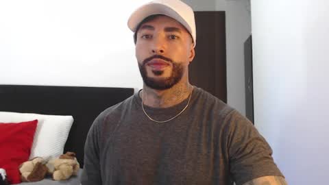 Snapshot of maximus_golden chatting on 05.28.26 Independent Model online show from 05.28.26