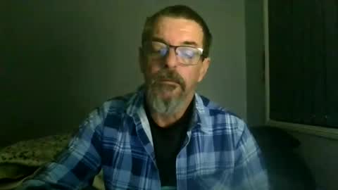 Snapshot of maximus_oreally chatting on 06.25.26 Max online show from 06.25.26