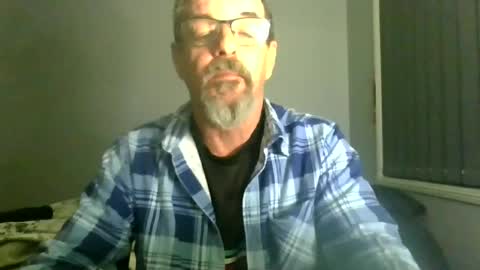 Snapshot of maximus_oreally chatting on 06.25.26 Max online show from 06.25.26