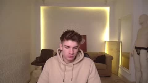 MaxKaiden online show from 02.27.25