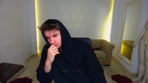 MaxKaiden online show from 01.17.26