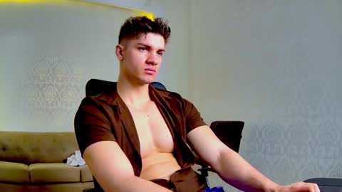 MaxKaiden online show from 03.05.26