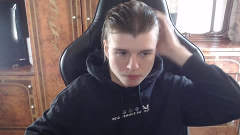 Snapshot of maxplay18 chatting on 12.05.24 Max online show from 12.05.24