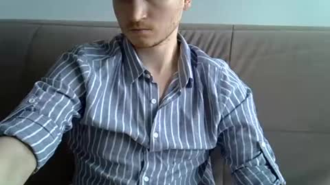 Snapshot of maxrelax90 chatting on 02.10.25 maxrelax90 online show from 02.10.25