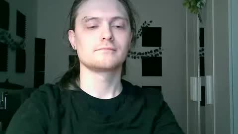 Snapshot of maxs_93 chatting on 03.14.26 maxs_93 online show from 03.14.26