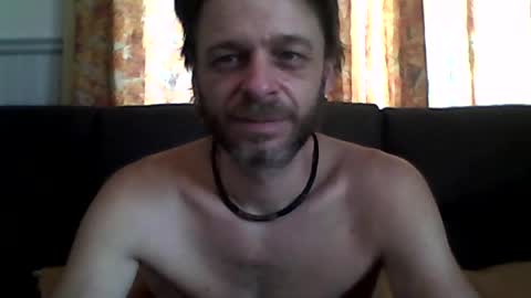 Snapshot of maxthewolf chatting on 06.20.26 MaxTheWolf online show from 06.20.26