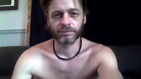 Snapshot of maxthewolf chatting on 06.27.26 MaxTheWolf online show from 06.27.26