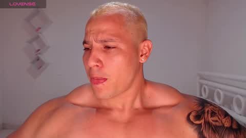 Max online show from 10.26.25