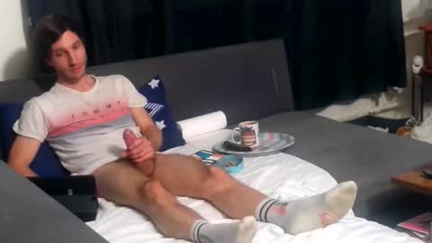 Snapshot of maxwildesa chatting on 02.13.26 Max Wilde online show from 02.13.26