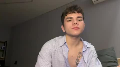 Snapshot of maxwoolf chatting on 04.29.26 Max online show from 04.29.26