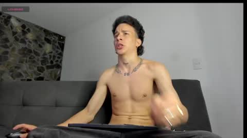 Snapshot of maxxx_bigcock chatting on 06.14.26 Max online show from 06.14.26