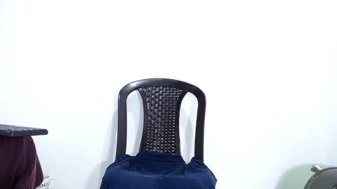 Snapshot of maxxx_miller chatting on 10.24.25 airam miller online show from 10.24.25