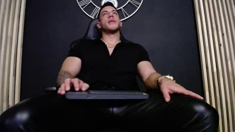 Snapshot of maxxxpowerful chatting on 12.18.24 maxxxpowerful online show from 12.18.24