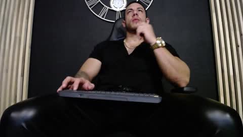 Snapshot of maxxxpowerful chatting on 02.06.25 maxxxpowerful online show from 02.06.25