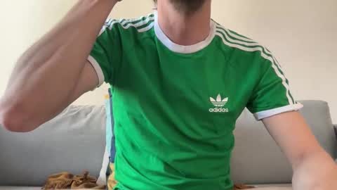 MaxXxurbate online show from 04.21.26