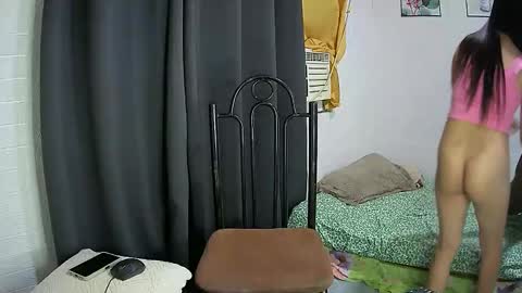 Snapshot of maxy_girl chatting on 02.12.26 MAXINE online show from 02.12.26