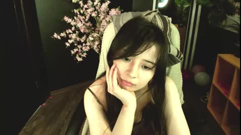 Snapshot of may_lings chatting on 03.08.26 may_lings online show from 03.08.26