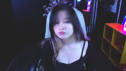 Snapshot of may_lings chatting on 04.03.26 may_lings online show from 04.03.26