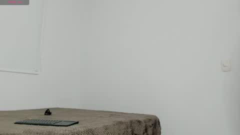 Snapshot of maya__fox chatting on 07.31.26 OF mayitta19 online show from 07.31.26
