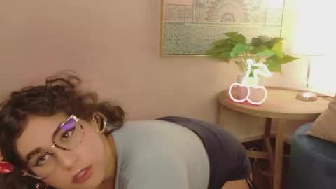 Snapshot of maya_house chatting on 04.29.26 maya_house online show from 04.29.26