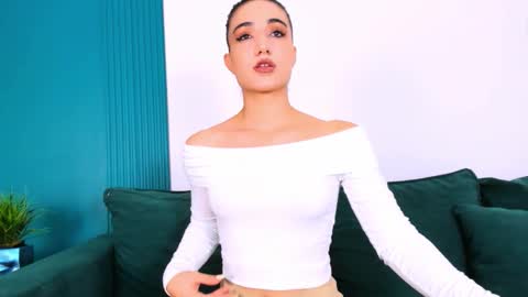 Maya online show from 09.11.25