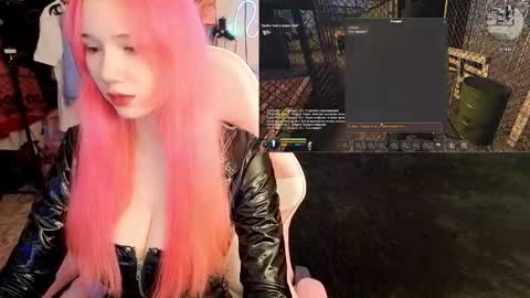 Snapshot of maya_viola chatting on 11.22.25 Maya Viola online show from 11.22.25