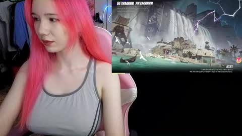 Snapshot of maya_viola chatting on 12.03.25 Maya Viola online show from 12.03.25