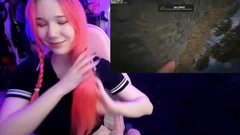 Snapshot of maya_viola chatting on 12.17.25 Maya Viola online show from 12.17.25